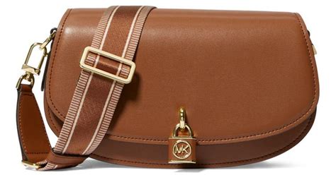 michael kors bryant leather messenger bag|Michael Kors small Messenger bag.